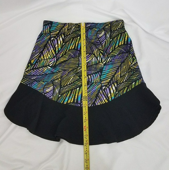 Saks Fifth Avenue Red Mini Skirt Size S NWOT - Picture 4 of 6